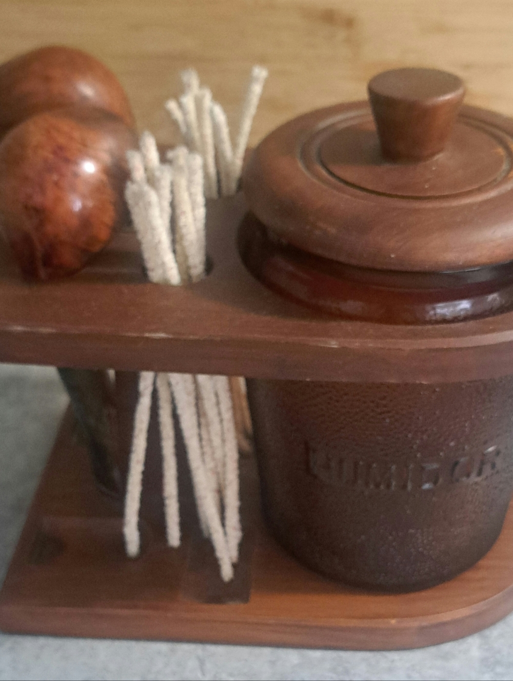 Antique Dun-Rite Wood Nov INC Humidor Complete Set